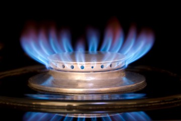 Majorarea preţului la gaze pentru consumatorii casnici a fost amânată
